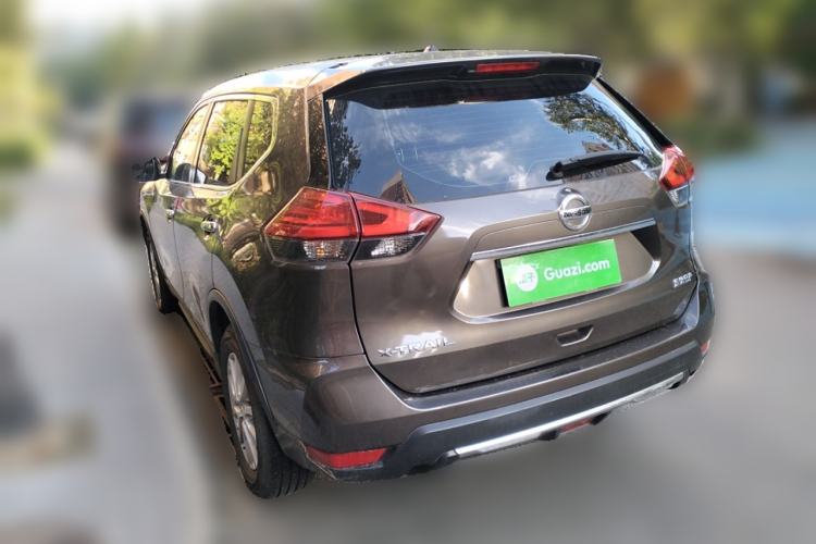 Used Nissan X-Trail 2023 Classic 2.0L Two-Wheel Drive Smart Connect Premium Edition
