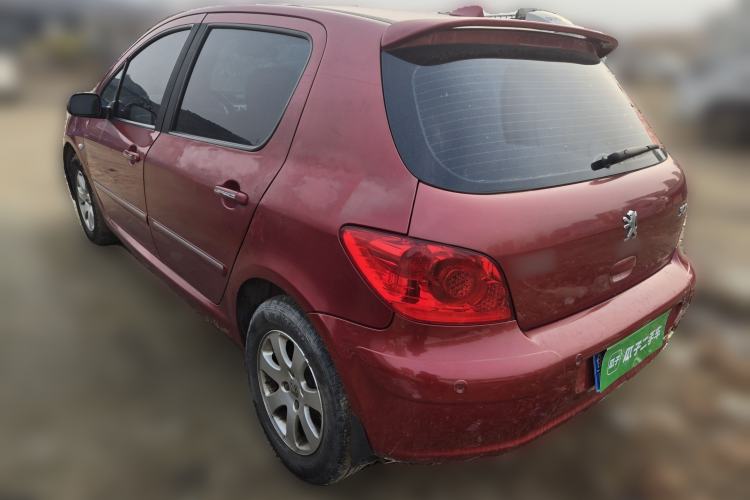 Used Peugeot 307 2012 Hatchback 1.6L Manual Comfort Edition
