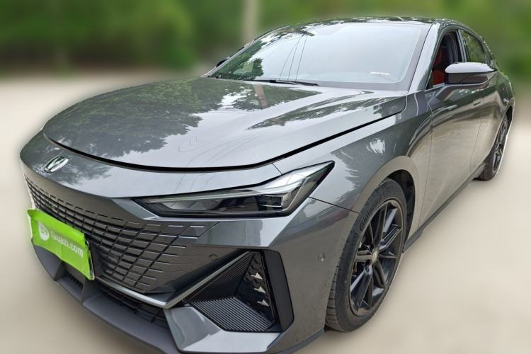 Used CHANGAN UNI-V 2022 1.5T Smart Navigation Version