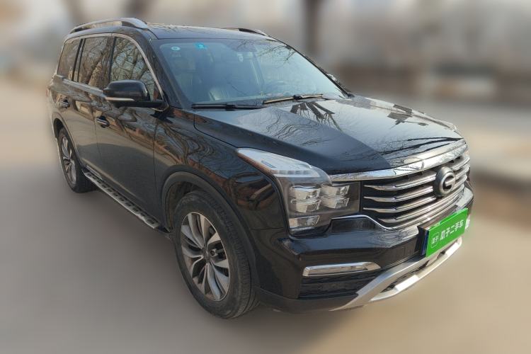 Used GAC Trumpchi GS8 2017 320T Two-Wheel Drive Luxury Smart Connectivity Version (7 Seats) Front Right 45 Deg