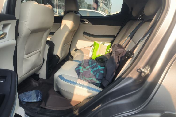 Used BYD Yuan Pro 2023 401KM Luxury Version
