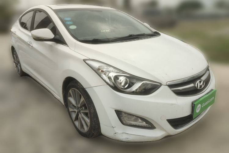 Used Hyundai Elantra (5th Generation / Langdong) 2015 1.6L Automatic Leading Model Front Right 45 Deg