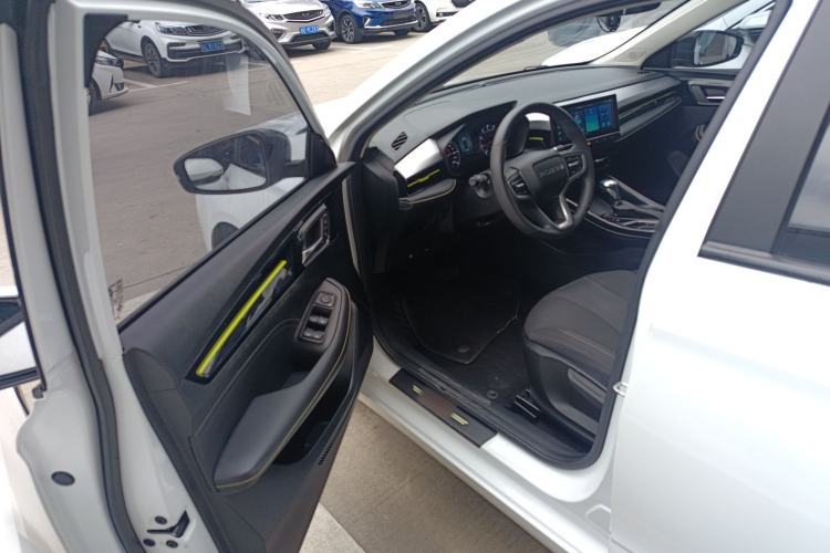 Used Roewe i5 2021 1.5L CVT Platinum Edition Driver Seat