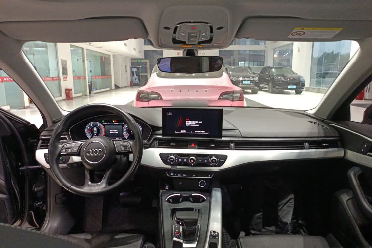 Used Audi A4L 2020 40 TFSI Luxury Dynamic Model