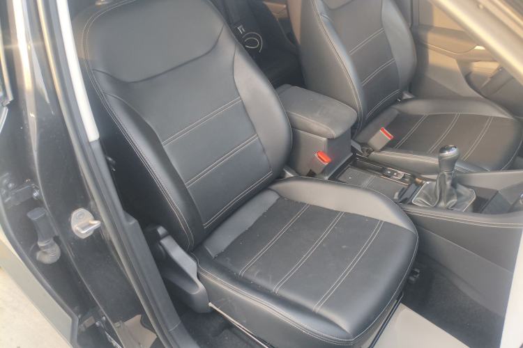 Used Jetta VS5 2023 280TSI Manual Entry-Level Model Right Front Seat