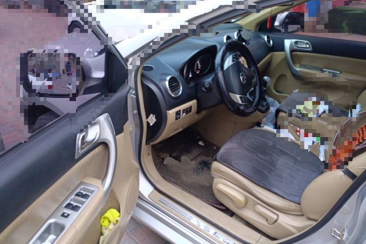 Used Haval H6 2011 2.0L Manual Two-Wheel Drive Elite Version
