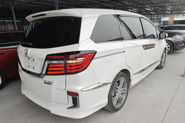 Used Honda Elysion 2019 2.0L Hybrid Luxury Edition
