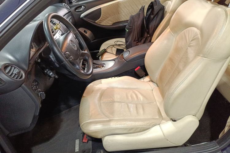 Used Mercedes-Benz CLK-Class 2006 CLK 280 two-door coupe Left Front Seat