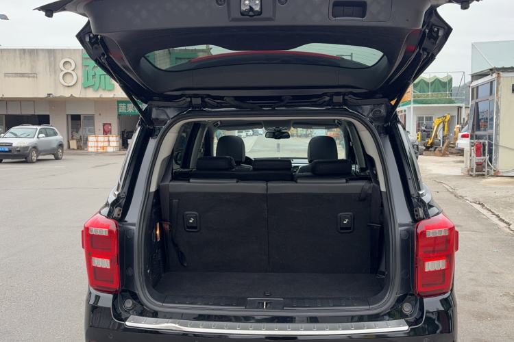 Used GAC Trumpchi GS8 2017 320T Two-Wheel Drive Luxury Smart Connectivity Version (7 Seats) Trunk