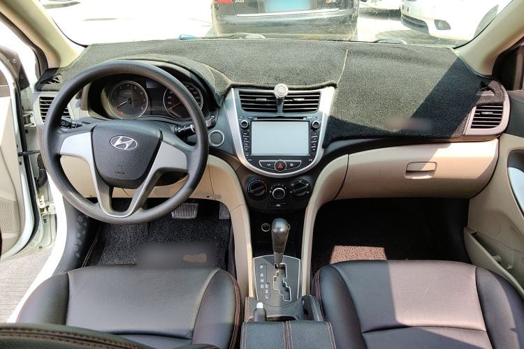 Used Hyundai Verna (older generation) 2014 1.4L Automatic Leading-Edge GLX