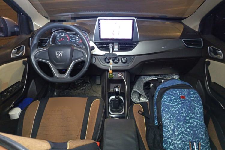 Used Baojun 310W 2017 1.5L Manual Comfort Version China V