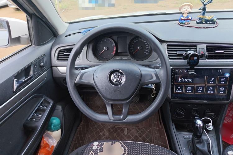 Used Volkswagen Gran Lavida 2015 1.6L Automatic Fashion Edition
