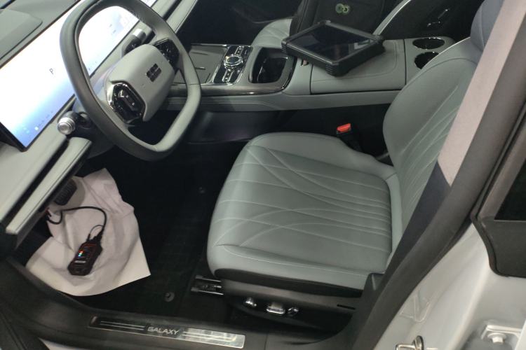 Used Geely Galaxy E8 2025 700 km Long-Range Intelligent Driving Version