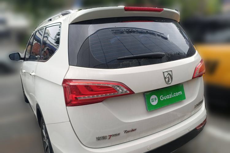 Used Baojun 730 2017 1.5T DCT Flagship Model 7 Seats China V Emission Standard