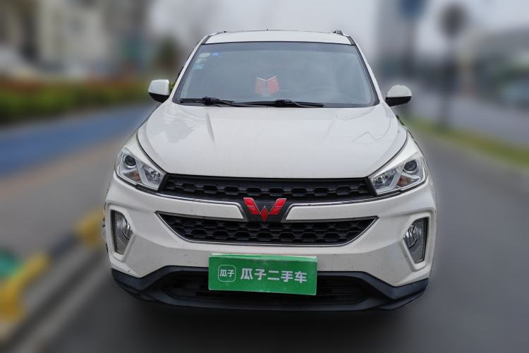 Used Wuling Hongguang S3 2018 1.5T Manual Luxury Model China V Standard