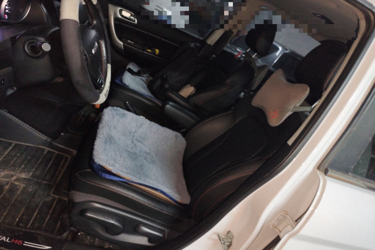 Used Haval H6 2016 Upgraded Model 1.5T Automatic Two-Wheel Drive Elite Version Left Front Seat