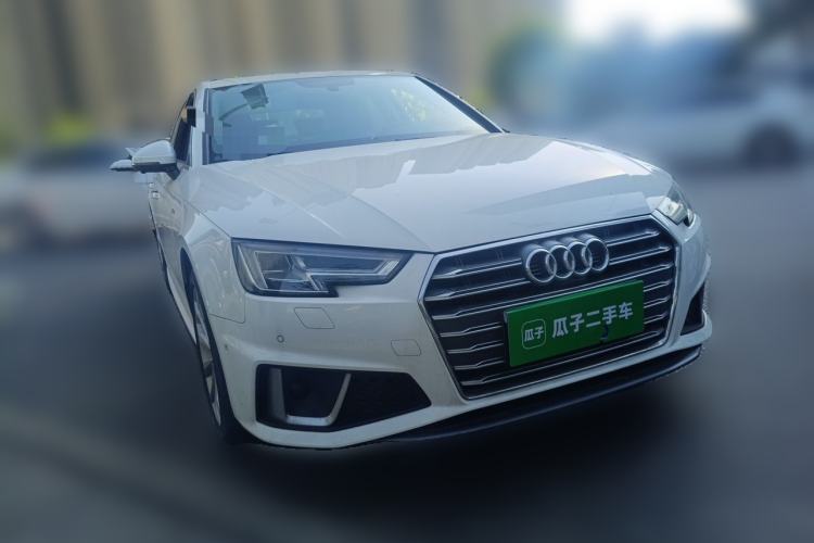 Used Audi A4L 2019 40 TFSI Fashion Edition China VI Emission Standard
