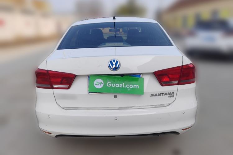 Used Volkswagen Santana 2015 1.6L Manual Comfort Edition
