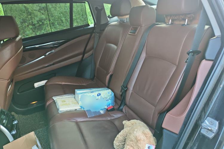 Used BMW 5 Series GT 2013 535i Leading Model Left Rear Seat