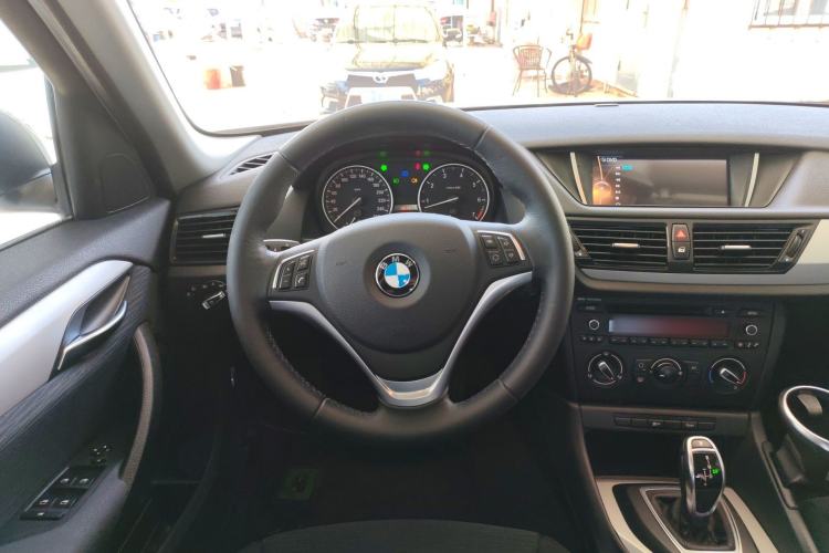 Used BMW X1 2014 sDrive18i Fashion Model
