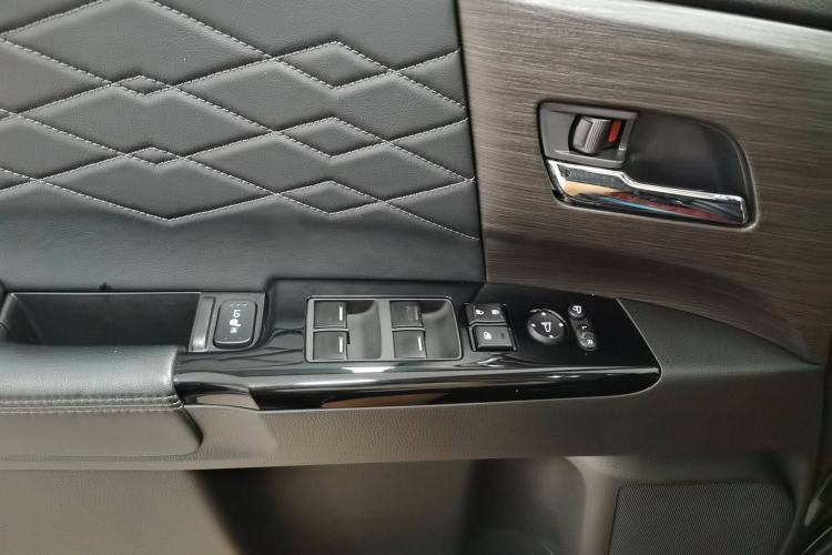 Used Honda Elysion 2022 2.0L eHEV Luxury First Edition