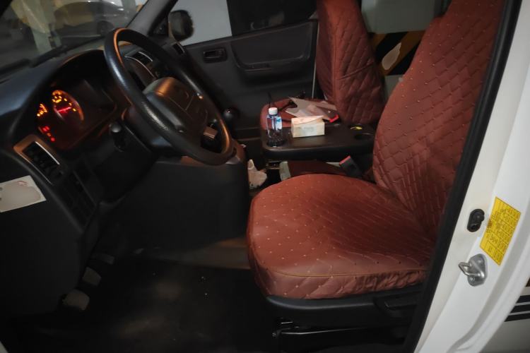 Used Jinbei Express 2020 2.0L Upgraded Version China VI Standard 6-Seater 1TZS