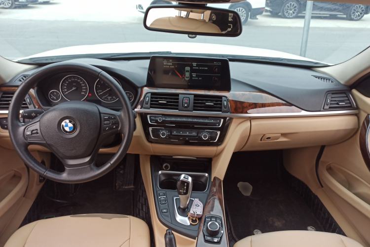 Used BMW 3 Series 2013 320Li Fashion Model
