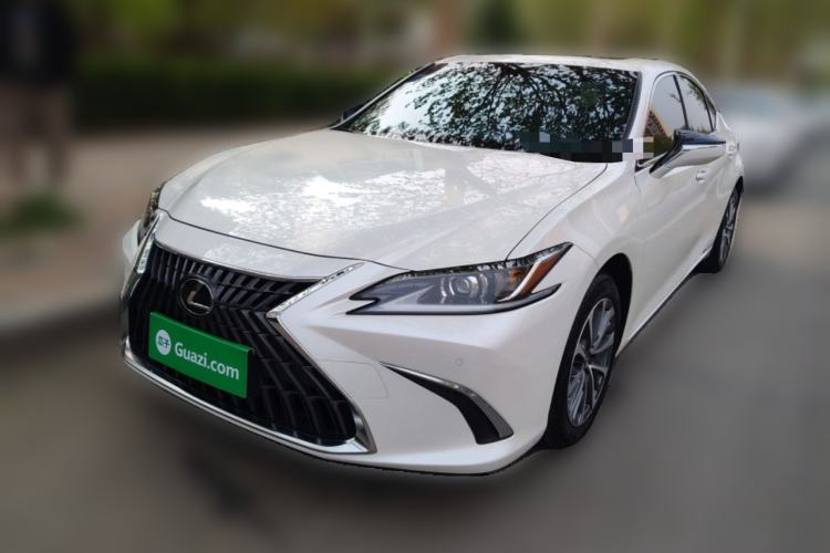 Used Lexus ES 2023 200 Excellence Edition