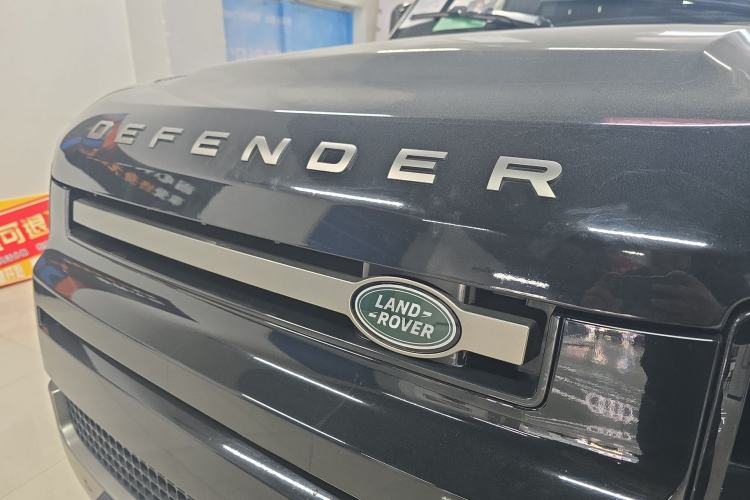Used Land Rover Defender 2023 Facelift 110 3.0T P400 X-DYNAMIC HSE
