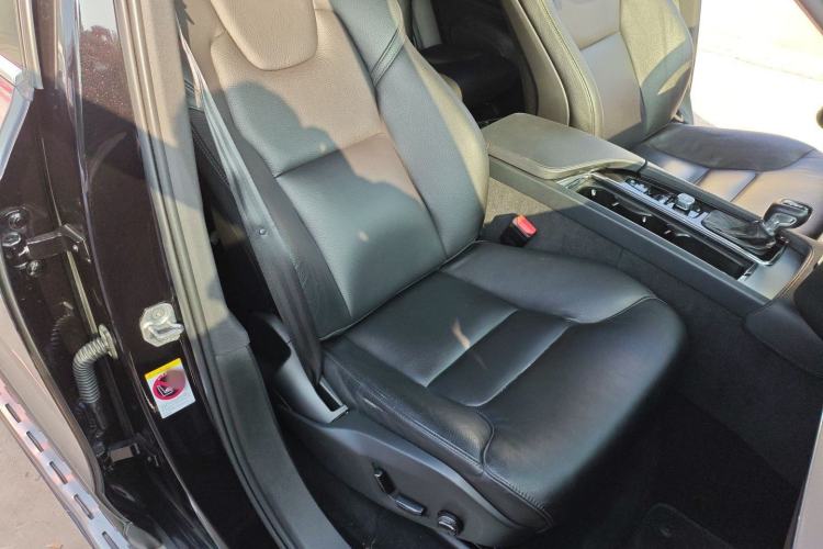 Used Volvo XC90 2017 T6 Zhiyi Edition 7-seater
