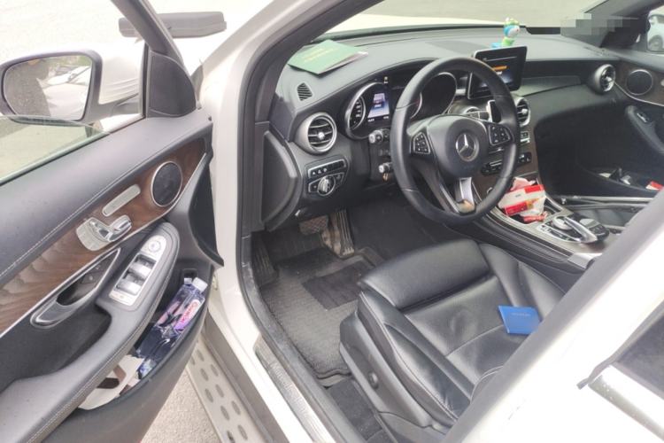 Used Mercedes-Benz GLC 2016 GLC 300 4MATIC Dynamic Model
