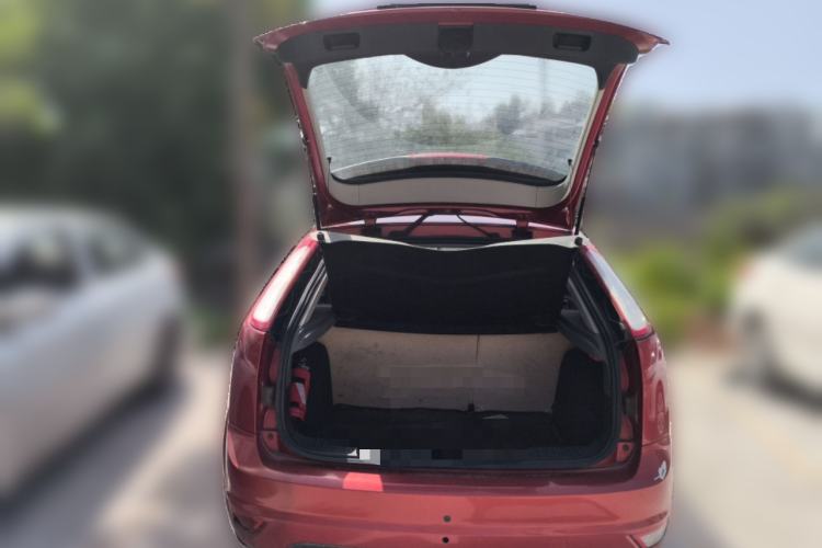 Used Ford Focus 2013 Hatchback Classic 1.8L Automatic Base Model