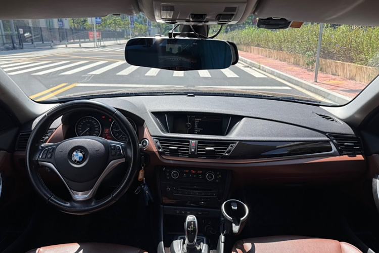 Used BMW X1 2014 sDrive18i X Design Package