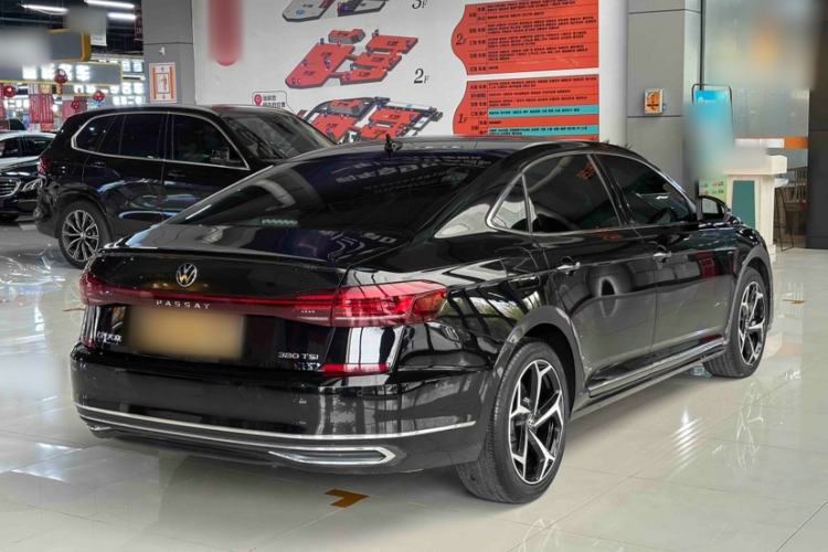 Used Volkswagen Passat 2024 380TSI Starry Luxury Edition