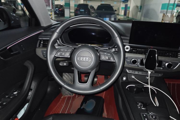 Used Audi A4L 2022 40 TFSI Stylish and Elegant Edition Steering Wheel