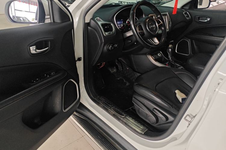 Used Jeep Compass 2017 200T Automatic Family Edition