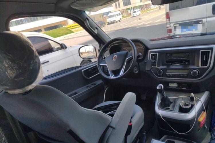 Used Jinbei Hiace King 2021 2.0L City Transport King Series Express Model Standard Top 6-Seater 1TZS Steering Wheel