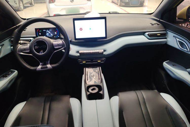 Used BYD Seagull 2024 Honor Edition 305km Freedom Version Center Console