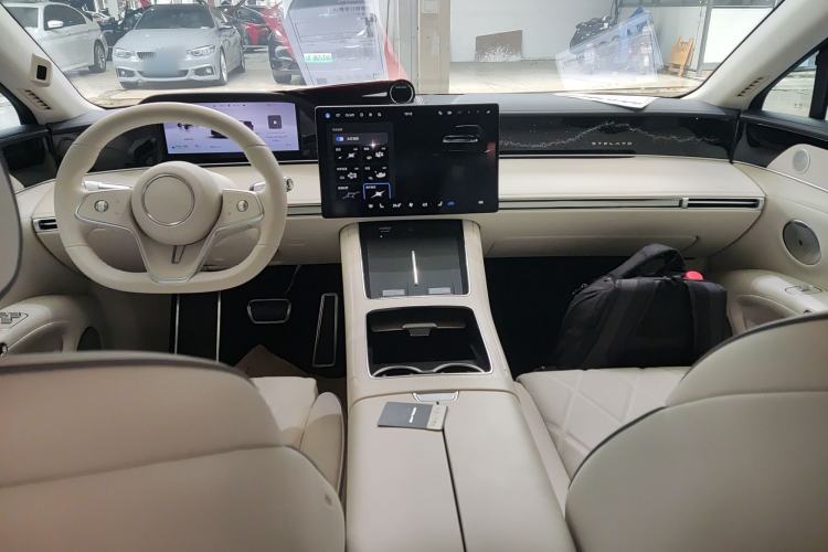 Used Hima Stelato S9 2025 Extended-Range Ultra Center Console