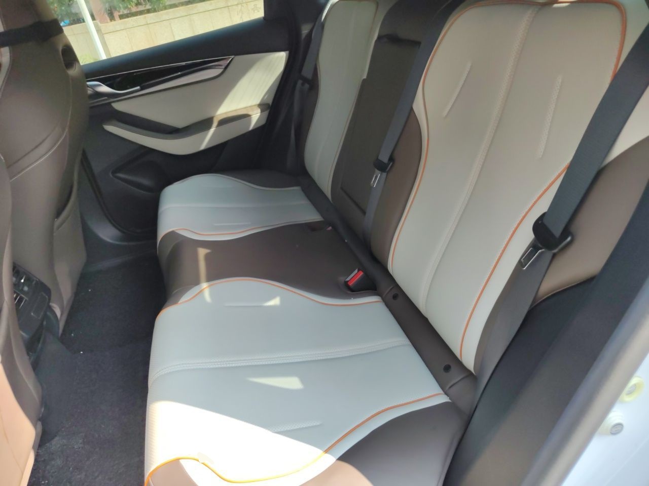 BYD Qin PLUS 2023 Champion Edition DM-i 120KM Beyond Model — снимка 17