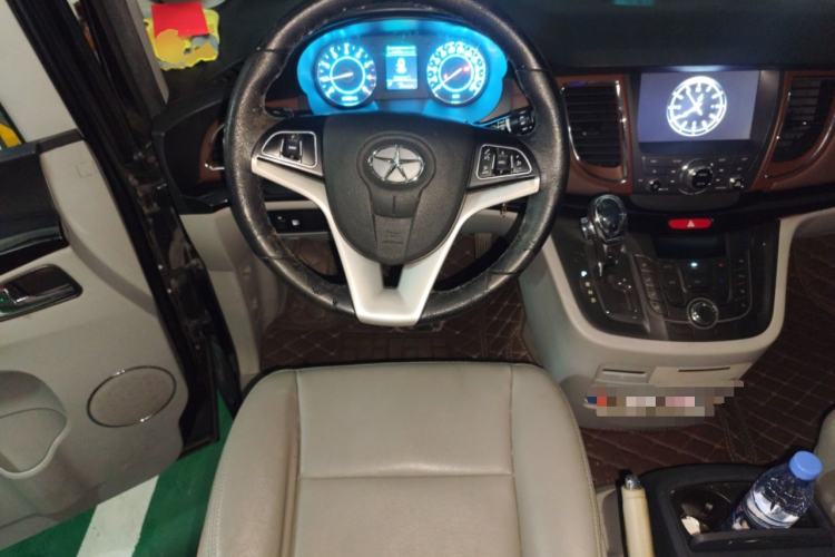 Used JAC Group Refine M5 2016 2.0T Gasoline Automatic Business Edition
