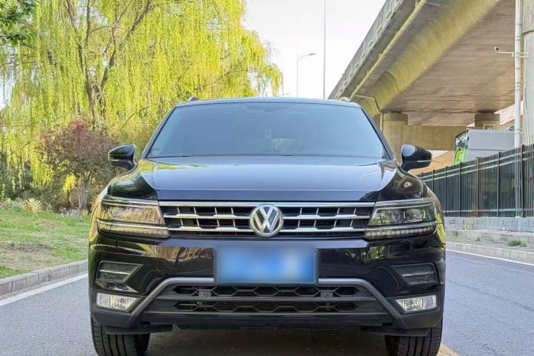 Used Volkswagen Tiguan L 2018 330TSI Automatic Two-Wheel Drive Flagship Edition Exterior 3