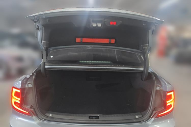 Used Volvo S90 2017 T4 Zhiyi Edition Trunk
