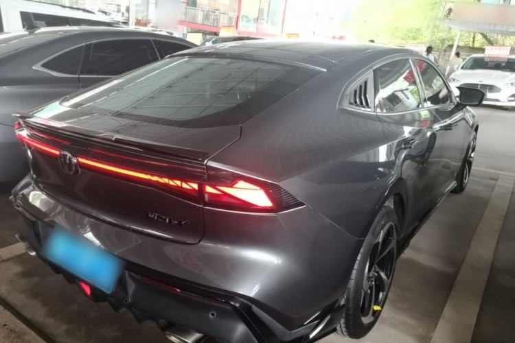 Used CHANGAN UNI-V 2022 2.0T Leading-Speed Edition