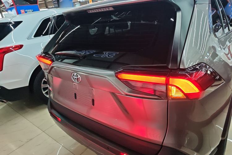 Used Toyota RAV4 2022 2.0L CVT Two-Wheel Drive Fashion Plus Edition Rear