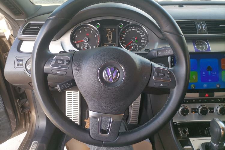 Used Volkswagen FAW-Volkswagen CC 2015 1.8TSI Prestige Model
