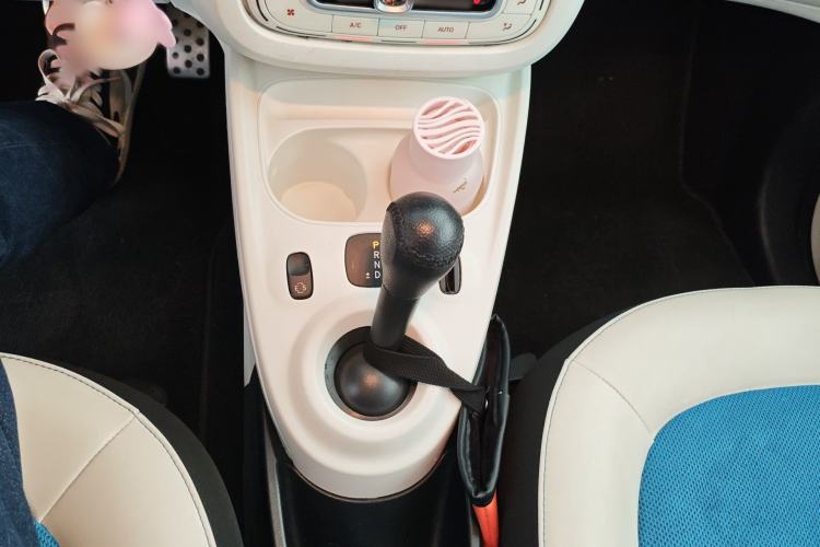 Used smart forfour 2016 0.9T 66 kW Ultimate Edition Gear Lever