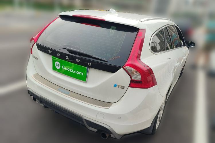Used Volvo V60 2017 T4 Smart Edition China V Standard
