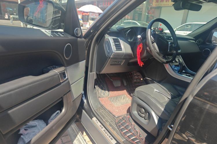 Used Land Rover Range Sport 2017 3.0 SC V6 SE Driver Seat