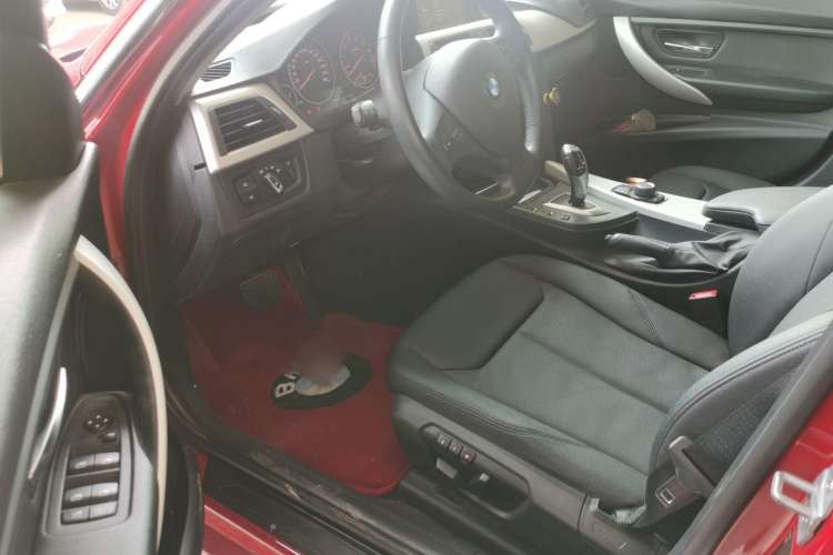 Used BMW 3 Series 2014 320Li Fashion Model
